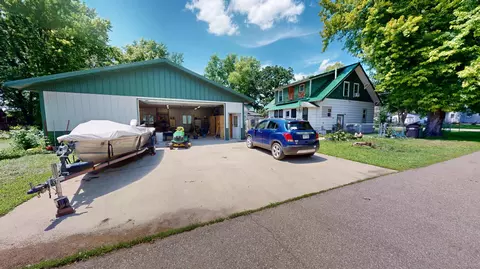 301 Park St, Freeborn, MN 56032