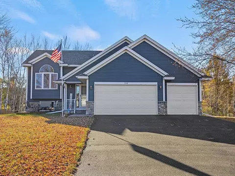 3542 Maple Dr S, Cambridge, MN 55008