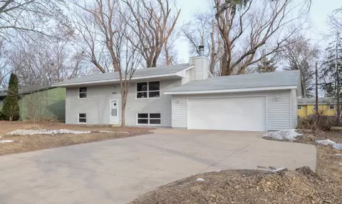 4212 Boone Ave N, New Hope, MN 55428