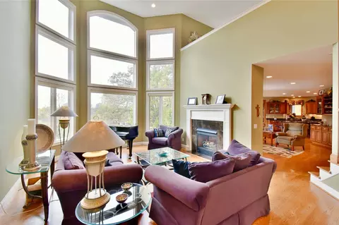 8055 Davis St, Loretto, MN 55357 photo 7