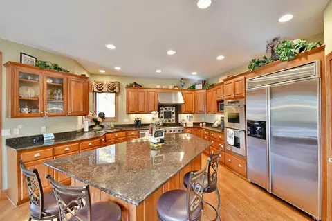 8055 Davis St, Loretto, MN 55357 photo 16