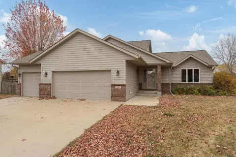 108 Inverness Ct, Mankato, MN 56001