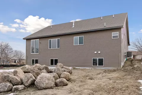 971 Vine Cir, Jordan, MN 55352 photo 31