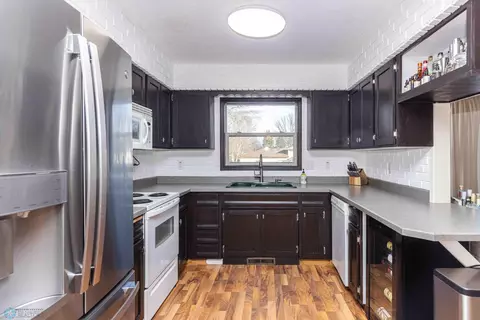 803 7th Ave SE, Barnesville, MN 56514 photo 9