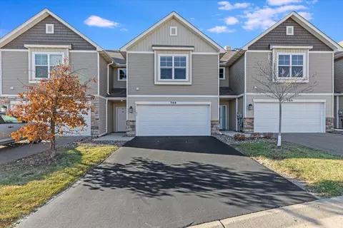 368 Stonewood Pl, Burnsville, MN 55306