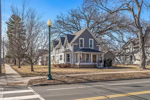 4833 Stewart Ave, White Bear Lake, MN 55110