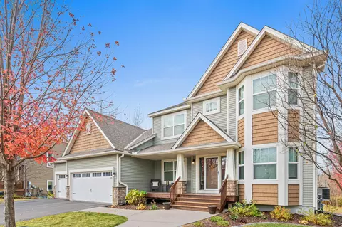 4618 Provence Way N, Hugo, MN 55038