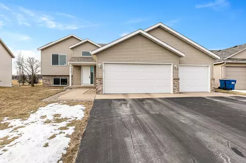 509 Ellie Ct, Saint Joseph, MN 56374