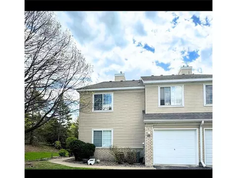 2230 Ranchview Ln N #85, Plymouth, MN 55447