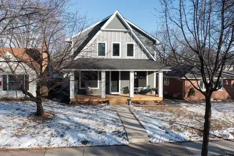 6027 Thomas Ave S, Minneapolis, MN 55410