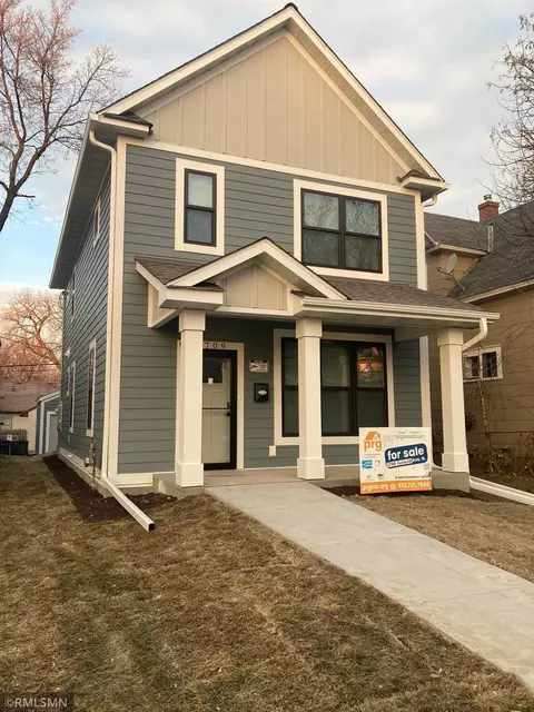 2709 Humboldt Ave N, Minneapolis, MN 55411