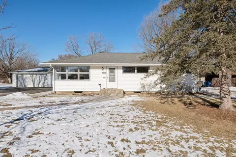 3416 Baillif Pl, Bloomington, MN 55431