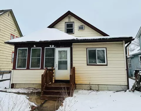 415 Rose Ave E, Saint Paul, MN 55130