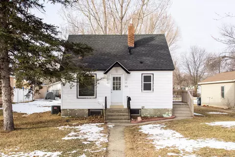 313 19th St N, Benson, MN 56215
