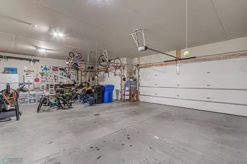 7277 27th St S, Fargo, ND 58104 photo 32