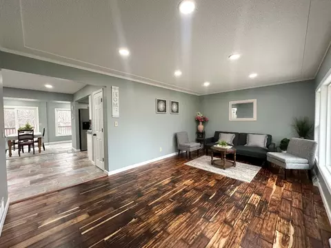 442 Main St, Circle Pines, MN 55014