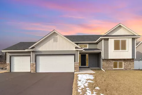 18572 Salem St NW, Elk River, MN 55330