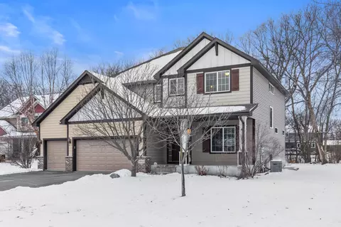 15032 Zinran Ave, Savage, MN 55378