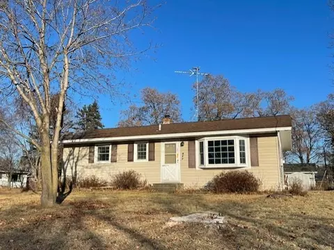 401 Caroll St, Osceola, WI 54020