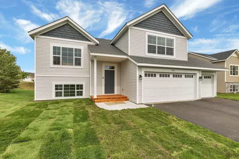 4702 7th St NE, Saint Cloud, MN 56304 photo 9