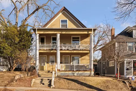 2113 Harriet Ave, Minneapolis, MN 55405