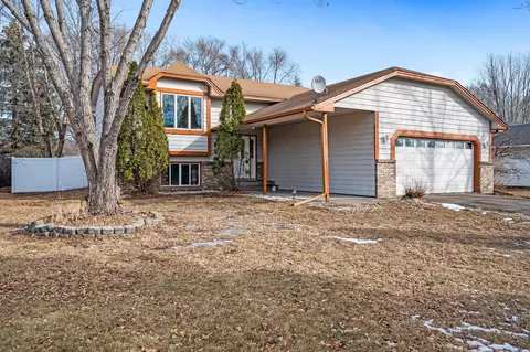 11845 Jonquil St NW, Coon Rapids, MN 55433
