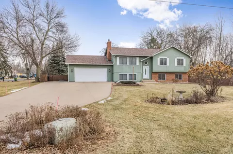 11931 Grouse St NW, Coon Rapids, MN 55448