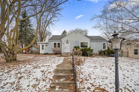 315 4th St N, Delano, MN 55328
