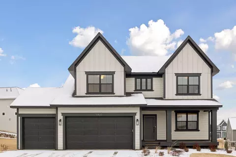 5432 Scenic Loop Run, Chaska, MN 55318