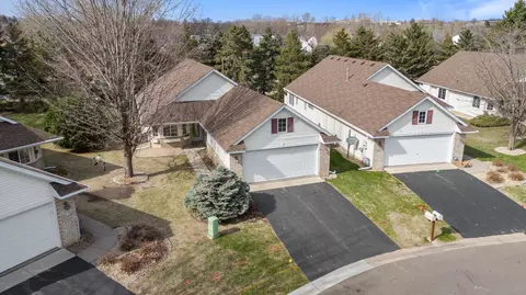 14722 Courtyard Cir, Burnsville, MN 55306