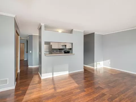 9102 Klondike Ct, Eden Prairie, MN 55347