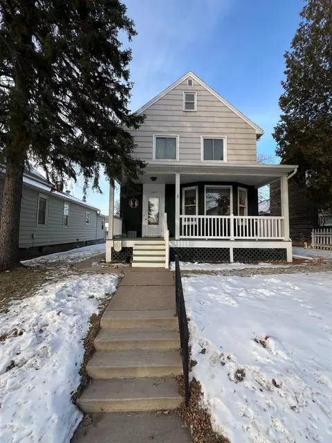 507 7th St S, Virginia, MN 55792