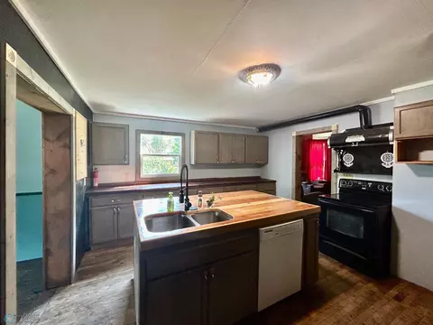 Kitchen - 110 1st St E, Hunter, ND 58048 photo 5 of 5
