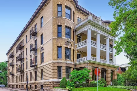 442 Summit Ave #6, Saint Paul, MN 55102