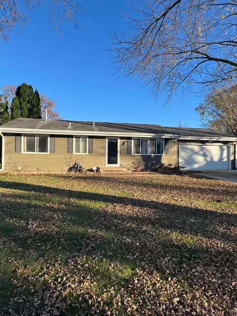8124 Yates Ave N, Brooklyn Park, MN 55443