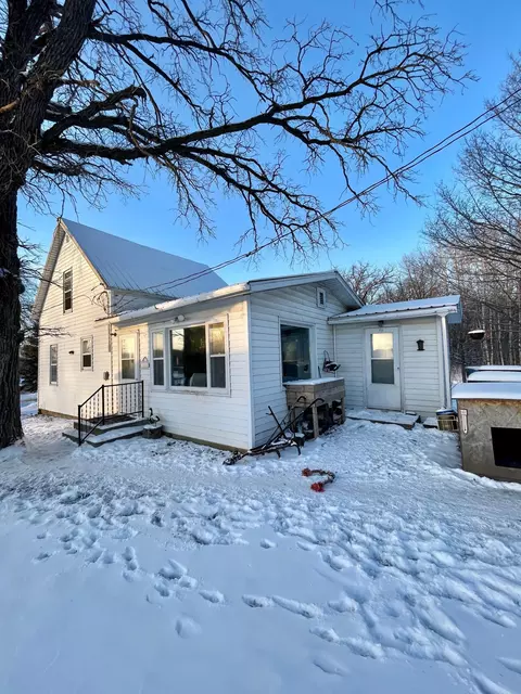 52807 340th St, New York Mills, MN 56567