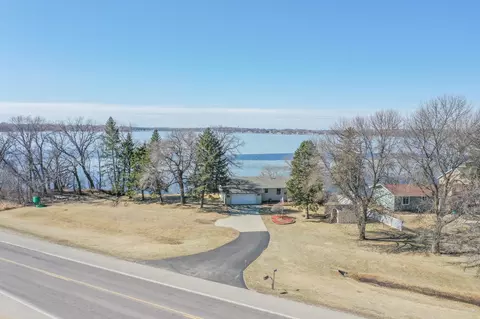 6790 County Road 9 NE, Willmar, MN 56201