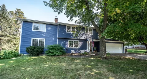 5015 Westmill Rd, Minnetonka, MN 55345