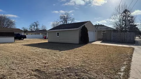 1901 5th Ave SE, Austin, MN 55912 photo 8