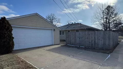 1901 5th Ave SE, Austin, MN 55912 photo 4