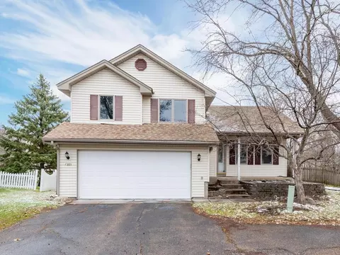 7389 Williams Ln, Eden Prairie, MN 55346