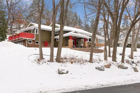 4913 Dale Dr, Edina, MN 55424