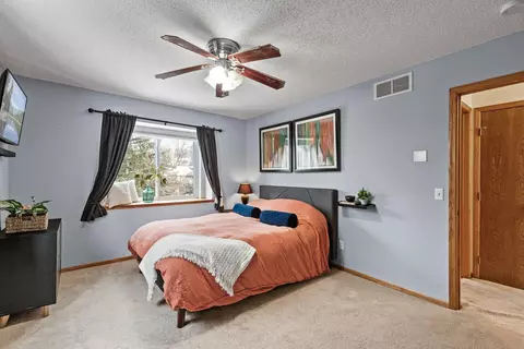 3753 Robin Ln, Eagan, MN 55122 photo 18