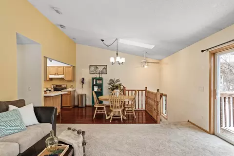 3753 Robin Ln, Eagan, MN 55122 photo 7