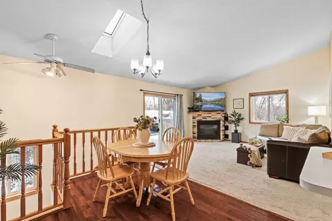 3753 Robin Ln, Eagan, MN 55122 photo 9