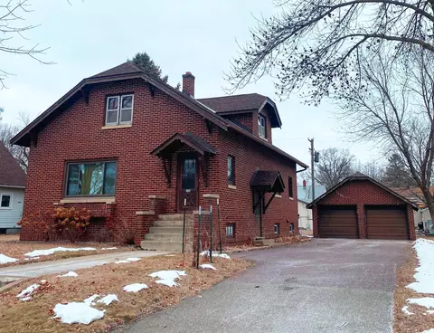 512 4th St W, Morgan, MN 56266