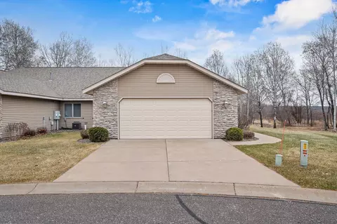 600 Deer Path #11, Osceola, WI 54020