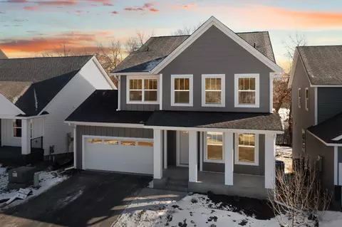 7788 Adler Trl, Inver Grove Heights, MN 55077