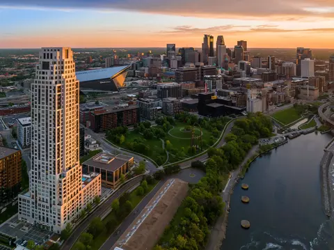 1111 W River Pkwy #17A, Minneapolis, MN 55415