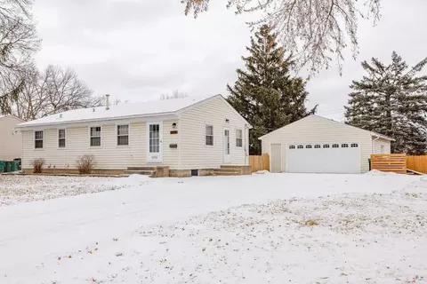 6056 Quebec Ave N, New Hope, MN 55428